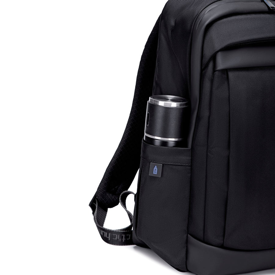 Artic Hunter - VoyagerTech Business Backpack