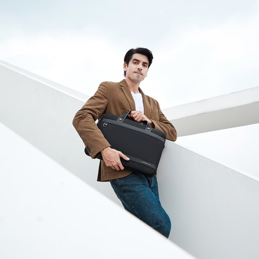 Artic Hunter - MetroTech Hand Bag